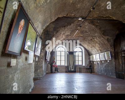 Sébastopol, Crimée - 19 septembre 2020 : intérieur des casémates de la batterie Mikhaïlovskaya, Sébastopol, Crimée Banque D'Images