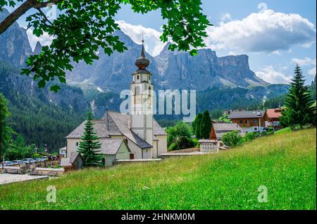 Église de Colfosco, Val Badia Banque D'Images