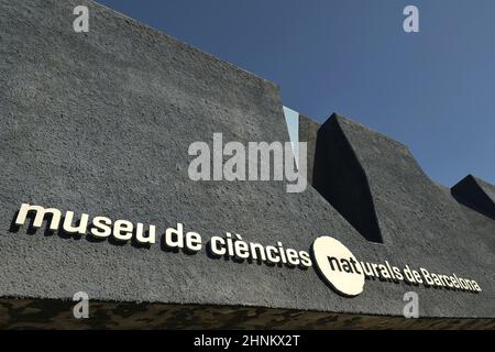 Museu Blau - extérieur du musée des Sciences naturelles de Barcelone en Espagne. Architecture moderne et historique conçue par les architectes Herzog et de Meuron. Banque D'Images