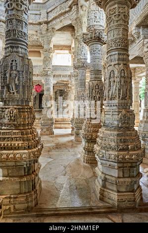 Inde Rajasthan. Jain Old temples à Ranakpur Banque D'Images
