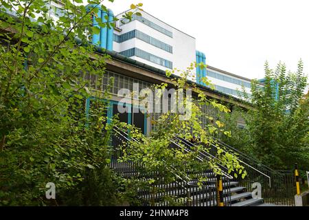 Die ehemalige Tabakfabrik in Linz, jetzt ein Zentrum Kreativwirtschaft, Digitalisierung und Start-ups, Oberösterreich, Österreich, Europa - l'ancienne usine de tabac de Linz, aujourd'hui un centre pour les industries créatives, la numérisation et les start-ups, Upper Austr Banque D'Images