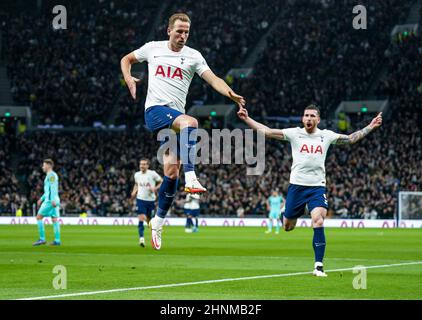 White Hart Lane, Royaume-Uni. 05th févr. 2022. Harry Kane, de Spurs, célèbre le but de 1st lors du match de la coupe FA entre Tottenham Hotspur et Brighton et Hove Albion au stade Tottenham Hotspur, White Hart Lane, Angleterre, le 5 février 2022. Photo d'Andy Rowland. Crédit : Prime Media Images/Alamy Live News Banque D'Images