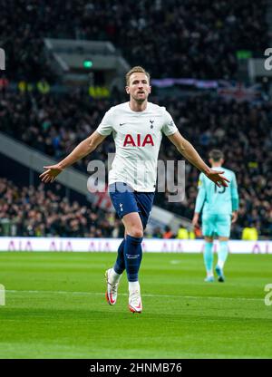 White Hart Lane, Royaume-Uni. 05th févr. 2022. Harry Kane, de Spurs, célèbre le but de 1st lors du match de la coupe FA entre Tottenham Hotspur et Brighton et Hove Albion au stade Tottenham Hotspur, White Hart Lane, Angleterre, le 5 février 2022. Photo d'Andy Rowland. Crédit : Prime Media Images/Alamy Live News Banque D'Images
