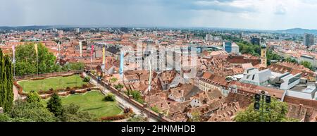 Vue sur la vieille ville de Graz depuis le Schlossberg, en Styrie, Autriche Banque D'Images