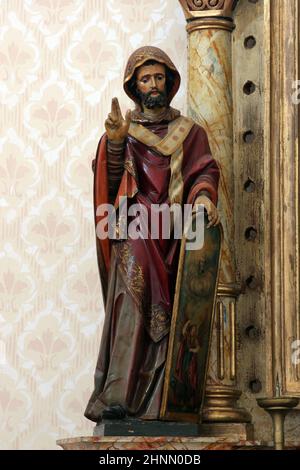 Saint Methodius, statue sur l'autel de la Vierge Marie dans l'église de Sainte Barbara à Carevdar, Croatie Banque D'Images