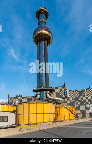 Chauffage de quartier Vienne de Hundertwasser formes Banque D'Images