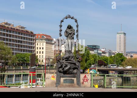 Statue de Sainte Marie au pont Marie - Marien Brücke - dans le premier arrondissement de Vienne, Autriche Banque D'Images