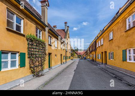 Le Fuggerei est le plus ancien complexe de logements sociaux au monde Banque D'Images