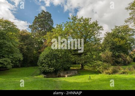 Theodorus Quelle dans le parc sources Kronthal, Kronberg im Taunus, Allemagne Banque D'Images