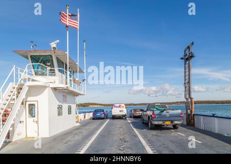 Traversée du canal à la rivière Peconic avec le ferry sud à Sag Harbor Banque D'Images