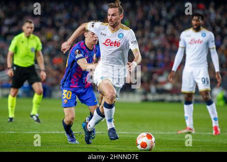 BARCELONE, ESPAGNE - FÉVRIER 17 : Fabian Ruiz de SSC Napoli lors du match de l'UEFA Europa League entre le FC Barcelone et la SSC Napoli au Camp Nou le 17 février 2022 à Barcelone, Espagne (photo de DAX Images/Orange Pictures) Banque D'Images