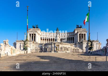 Le monument national de Vittorio Emanuele II ou Vittoriano, appelé Altare della Patria, est un monument national italien situé à Rome, sur la Piazza Venezia Banque D'Images