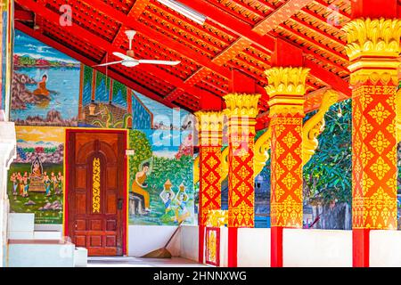 Wat Phol Phao temple bouddhiste détails architecture Luang Prabang Laos. Banque D'Images