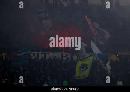 Milan, Italie. 16th févr. 2022. Supporters du FC Internazionale lors de l'UEFA Champions League 2021/22 Round of 16 - match de football de première jambe entre le FC Internazionale et le FC Liverpool au stade Giuseppe Meazza, Milan, Italie le 16 février 2022 Credit: Independent photo Agency/Alay Live News Banque D'Images