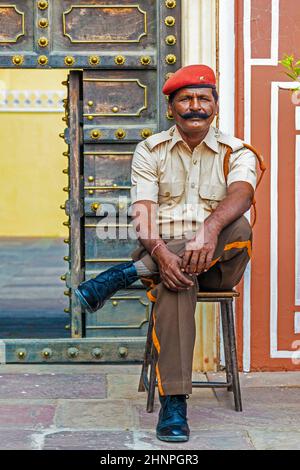 Garde indienne à l'entrée du musée Banque D'Images