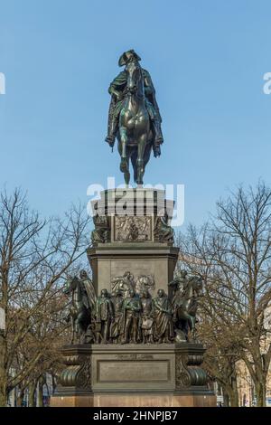 Statue équestre de Frederick le Grand à Berlin située à Unter den Linden Banque D'Images