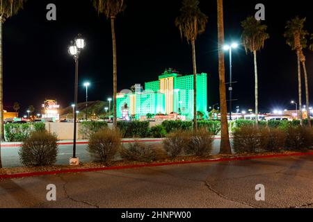 Vue nocturne de la ville de jeux de hasard Laughlin. Banque D'Images