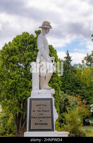Mémorial de la guerre sud-africaine de Rotorua donné par des volontaires de carabine à Rotorua Banque D'Images