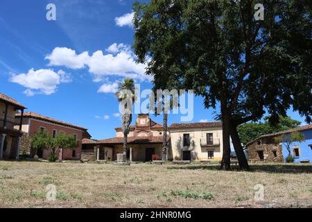 beau vieux village isolé abandonné silencieux fantôme silencieux Banque D'Images