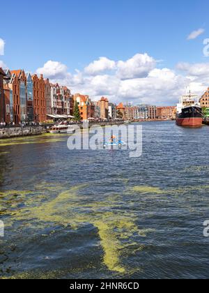 Gdansk, vieille ville - bâtiments historiques sur les rives de la Motlawa, Pologne Banque D'Images