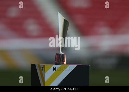 MIDDLESBROUGH, ROYAUME-UNI. FÉV 17th Une vue générale du trophée lors du match de la coupe Arnold Clark entre l'Allemagne et l'Espagne au stade Riverside, Middlesbrough, le jeudi 17th février 2022. (Credit: Mark Fletcher | MI News)L Credit: MI News & Sport /Alamy Live News Banque D'Images