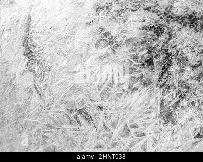 Macro-plan de texture d'une chute d'eau gelée de lac de rivière en Norvège. Banque D'Images