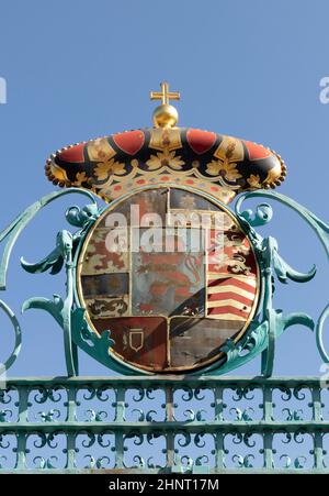 Armoiries avec lion à Bad Homburg, en Allemagne, à l'entrée du château Banque D'Images