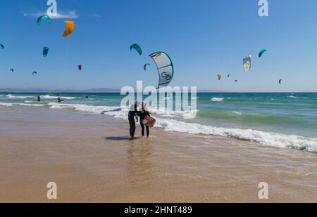 Kite surf à Tarifa Banque D'Images