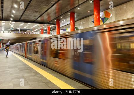 Métro Lisbonne Lisboa station Chelas au Portugal Banque D'Images