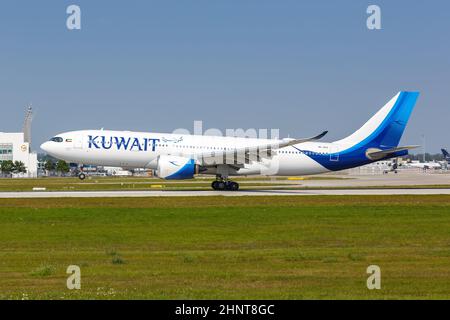 Koweït Airways Airbus A330-800neo avion Munich aéroport en Allemagne Banque D'Images