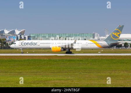 Condor Boeing 757-300 avion Munich aéroport en Allemagne Banque D'Images