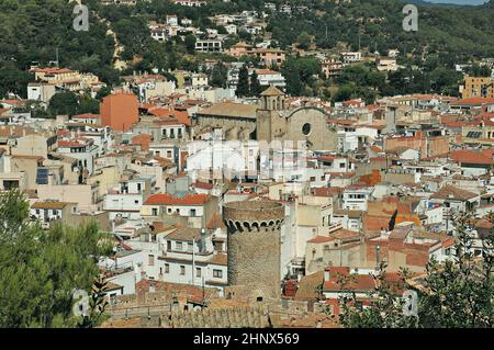 Vue panoramique de Tossa de Mar dans la région de la Selva, province de Gérone, Catalogne, Espagne Banque D'Images