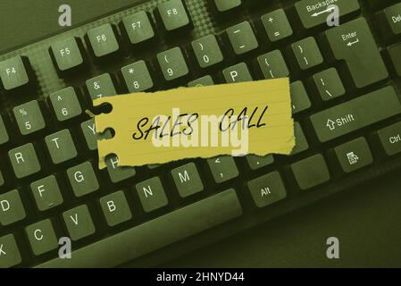 Signature manuscrite appel commercial, photo conceptuelle appel téléphonique effectué par un représentant commercial d'une entreprise transcrivant des enregistrements vocaux en ligne, en tapant Un Banque D'Images