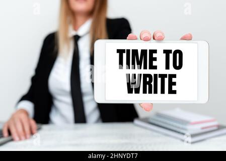 Inspiration montrant le temps de signer à écrire, Internet concept pour enregistrer quelque chose ou pour exprimer une idée en papier ou livre instructeur enseigner différents Skil Banque D'Images
