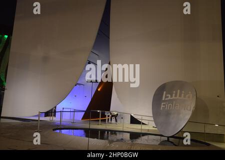 Le pavillon de la Finlande à l'Expo 2020 Dubai eau de nuit - 31 janvier 2022. Banque D'Images