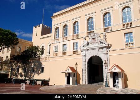 Palais du Prince de Monaco. Le Palais du Prince de Monaco est la résidence officielle du Prince souverain de Monaco Banque D'Images