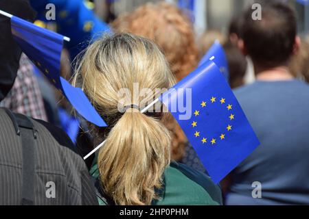 Participants à une manifestation Pulse of Europe à Cologne Banque D'Images