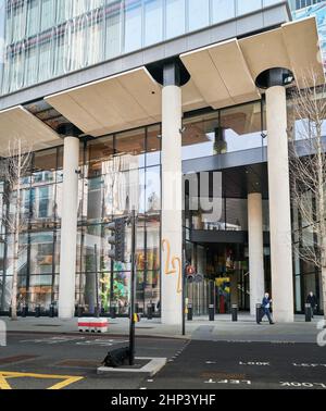 22 Bishopsgate (également connu sous le nom de Twentytwo) est un gratte-ciel de bureau dans la ville de Londres, en Angleterre. Banque D'Images