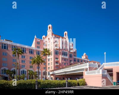 L'hôtel historique Don Cesar élégant et luxueux également connu sous le nom de Pink Palace à St. Pete Beach Florida USA Banque D'Images