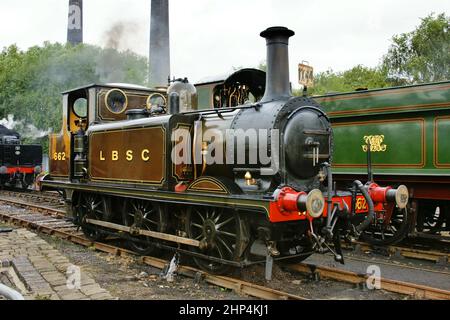 Locomotive-citerne LBSCR classe A1/a1x 0-6-0 vue à Barrow Hill Banque D'Images