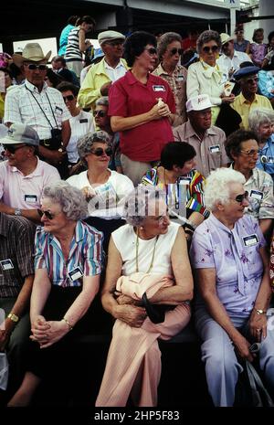 San Antonio, Texas USA, 1991 personnes âgées au San Antonio Fiesta Parade centre-ville. ©Bob Daemmrich Banque D'Images