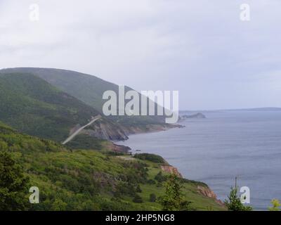 Vue panoramique sur le sentier Skyline dans le parc national des Hautes-terres-du-Cap-Breton Banque D'Images