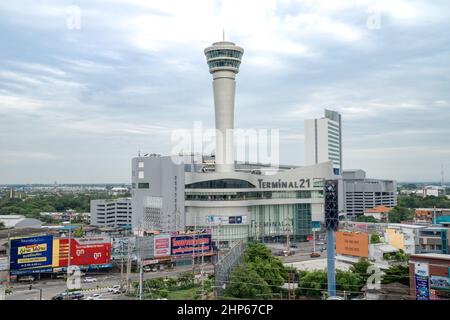 Nakhon Ratchasima, Thaïlande - 15 août 2020, l'environnement du bâtiment du magasin du terminal 21, branche de Nakhon Ratchasima, samedi., N Banque D'Images