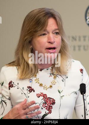 Dre Ellen Stofan, scientifique en chef, NASA, le mardi 9 juin, 2015, s'exprimant à l'Institut américain de la paix Banque D'Images