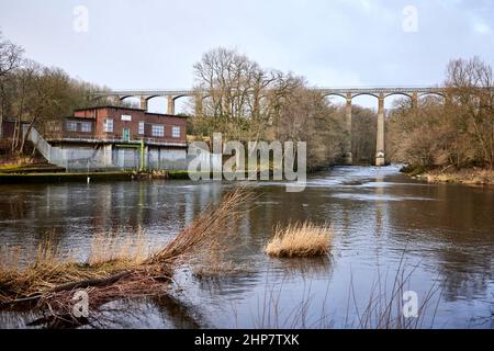 Pontcysyllte Aqueduct 19 arque de l'ingénierie par Thomas Telford, enjambant la rivière Dee à Wrexham, Llangollen Banque D'Images