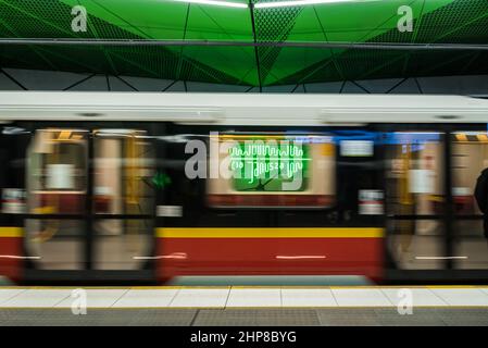 station de métro Księcia Janusza Banque D'Images