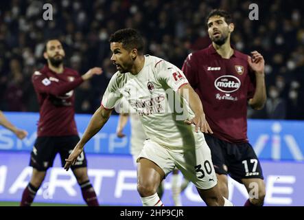 19th février 2022 ; Arechi Stadium, Salerno, Italie ; Serie A football, Salernitana versus AC Milan; Messias junior de Milan fête après avoir obtenu 0 - 1 points en 5th minutes Banque D'Images