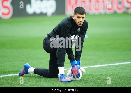 Grenade, Espagne. 19th févr. 2022. Geronimo Rulli vu en action pendant le match de la Liga Santander 2021/2022 entre Granada CF et Villarreal CF au stade Nuevo Los Carmenes.final Score Granada CF 1:4 CF Villarreal CF. Crédit : SOPA Images Limited/Alamy Live News Banque D'Images