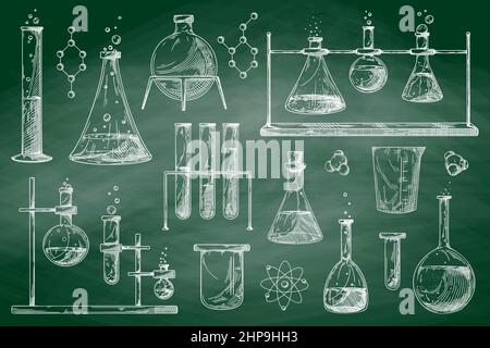 Jeu de différents flacons pharmaceutiques, béchers et tubes à essai. Croquis d'objets de laboratoire chimique sur un tableau de craie. Symbole de découverte et de chimie Illustration de Vecteur