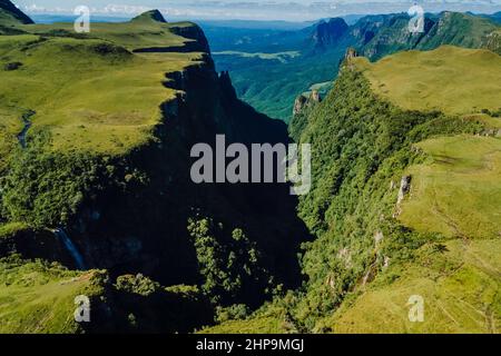 Esteniado Canyon à Urubici, Santa Catarina. Vue aérienne Banque D'Images